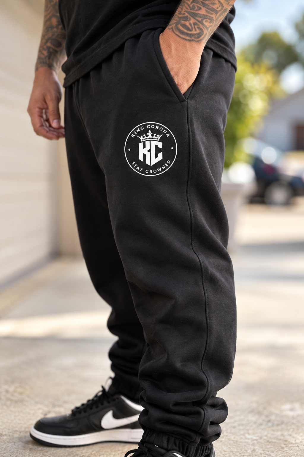 KING CORONA™ RELAXED SWEATPANTS